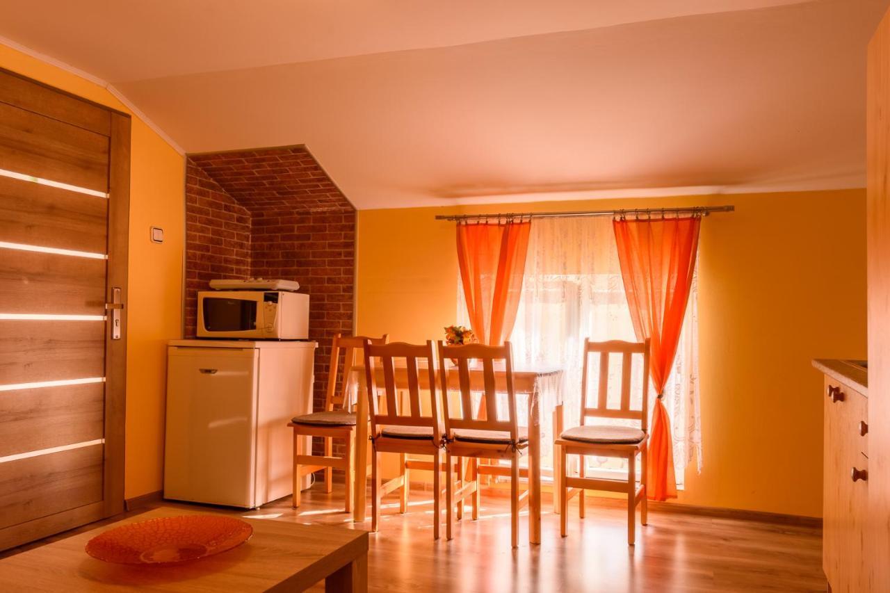 Chatka Elegant Bešeňová Extérieur photo